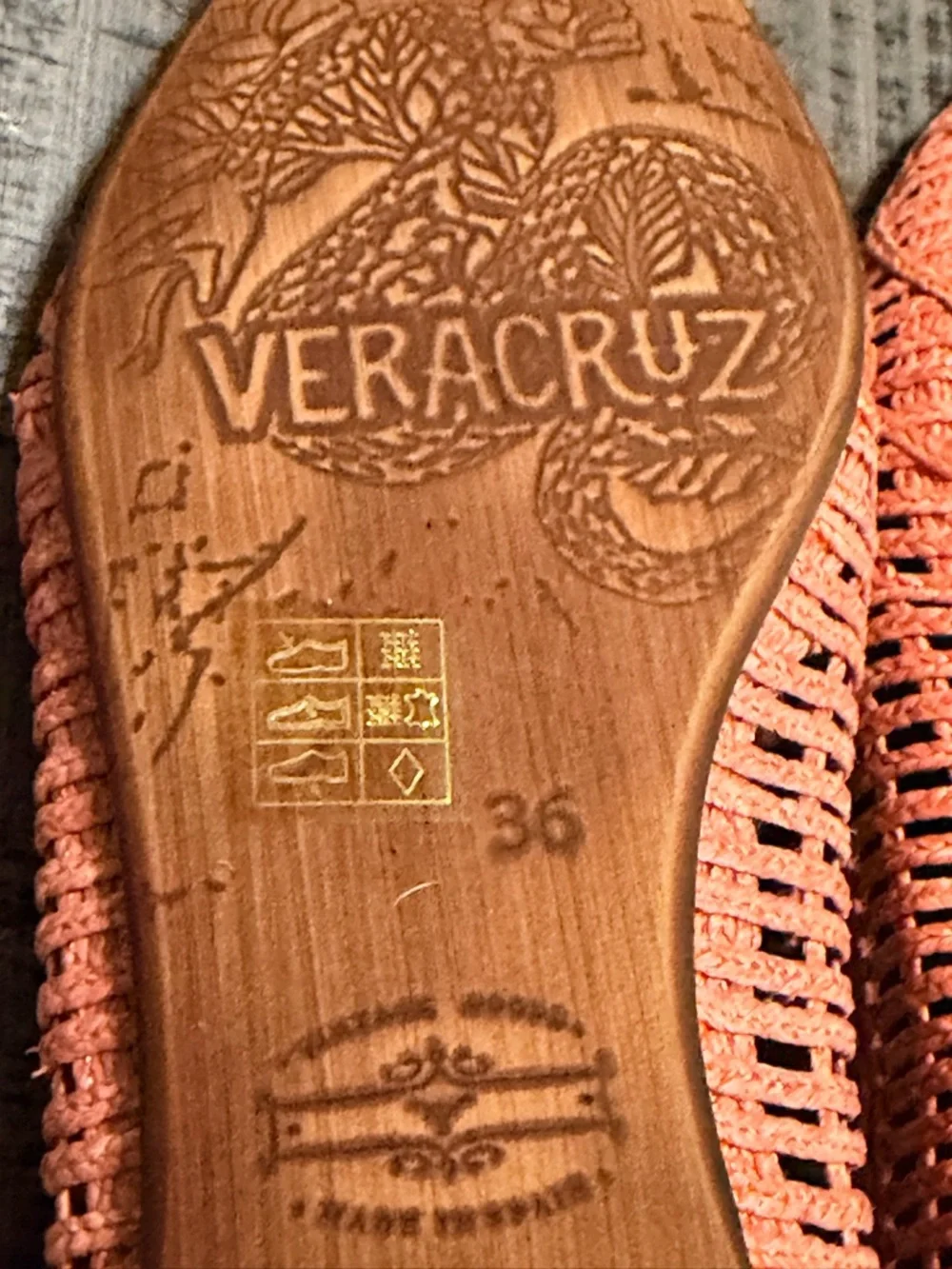 Pointed Woven Flats in Terracotta by Raczuz